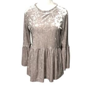 Cupio Velvet Bell Sleeve Blouse Top Champagne Color Button Back Womens Medium